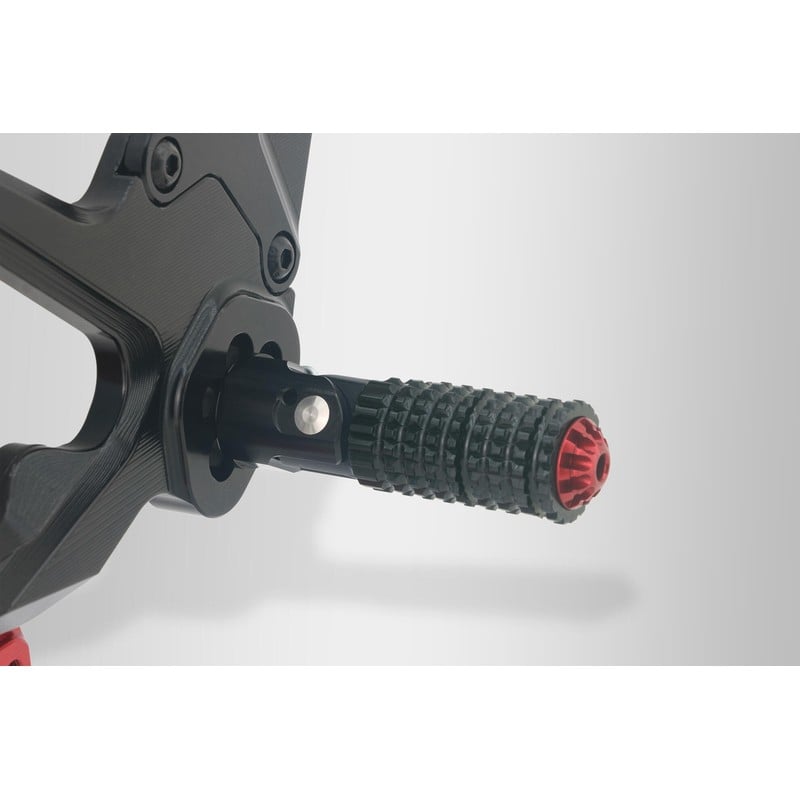 Pedane regolabili Ducati Streetfighter V4 S 2025+ CNC Racing