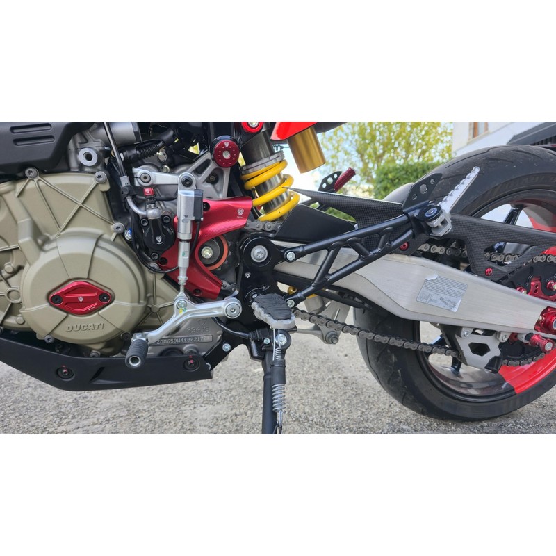 PE417 Adjustable rearsets for the Ducati Hypermotard 698 Mono 2024+ CNC Racing