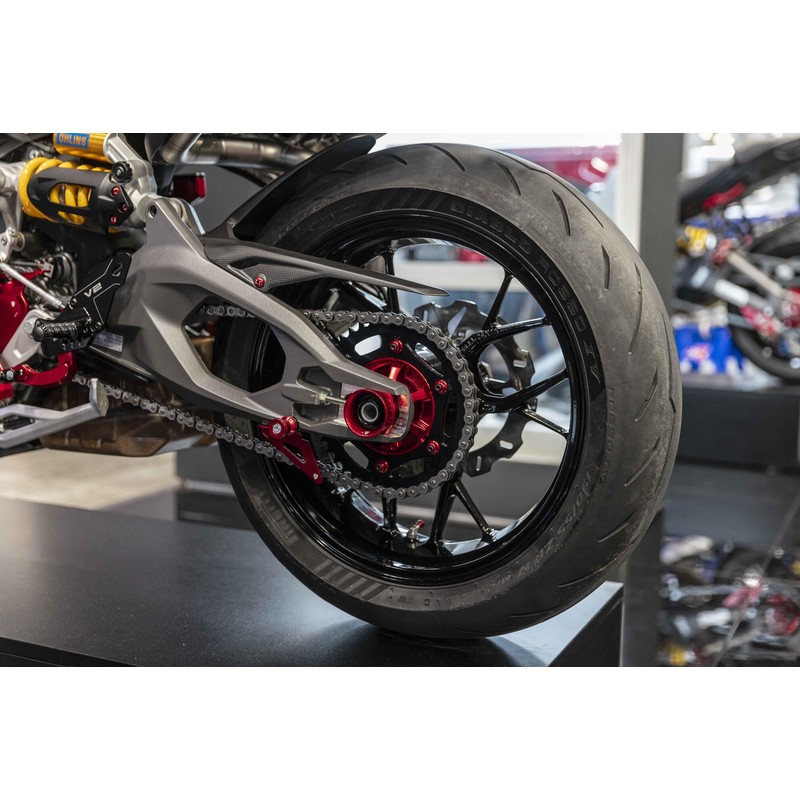Protezione catena inferiore Panigale e Streetfighter Ducati Hypermotard V2 Sp 2026+ CNC Racing