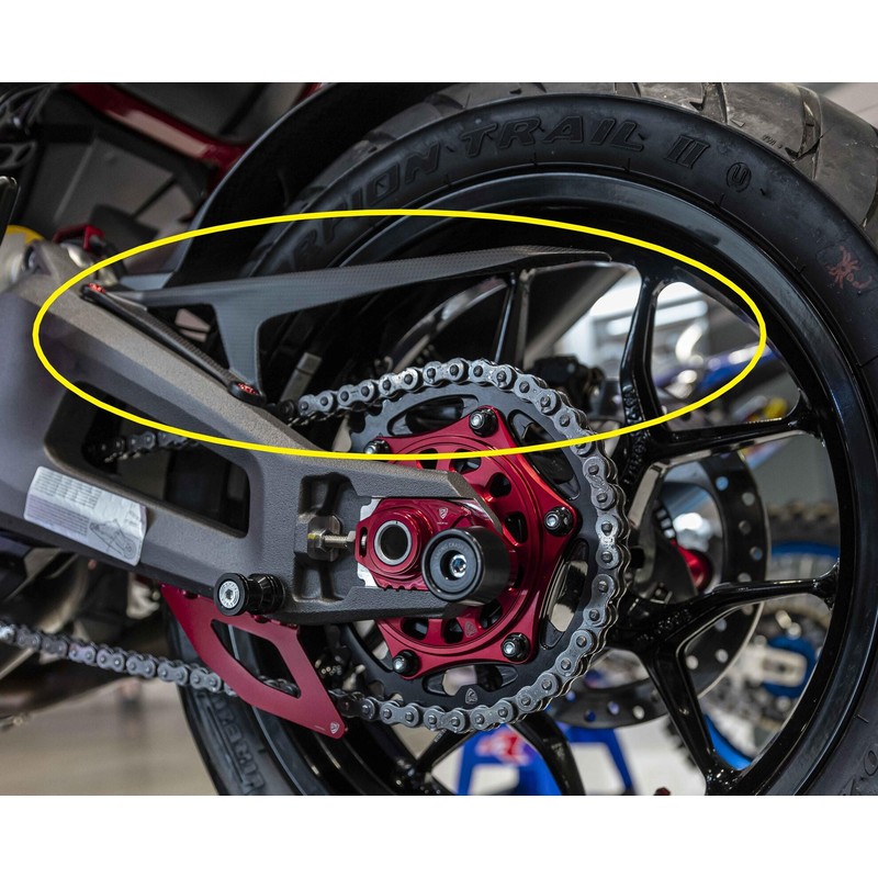 ZA390 Upper chain guard in carbon for Ducati Multistrada V2 My2025 2025+ CNC Racing
