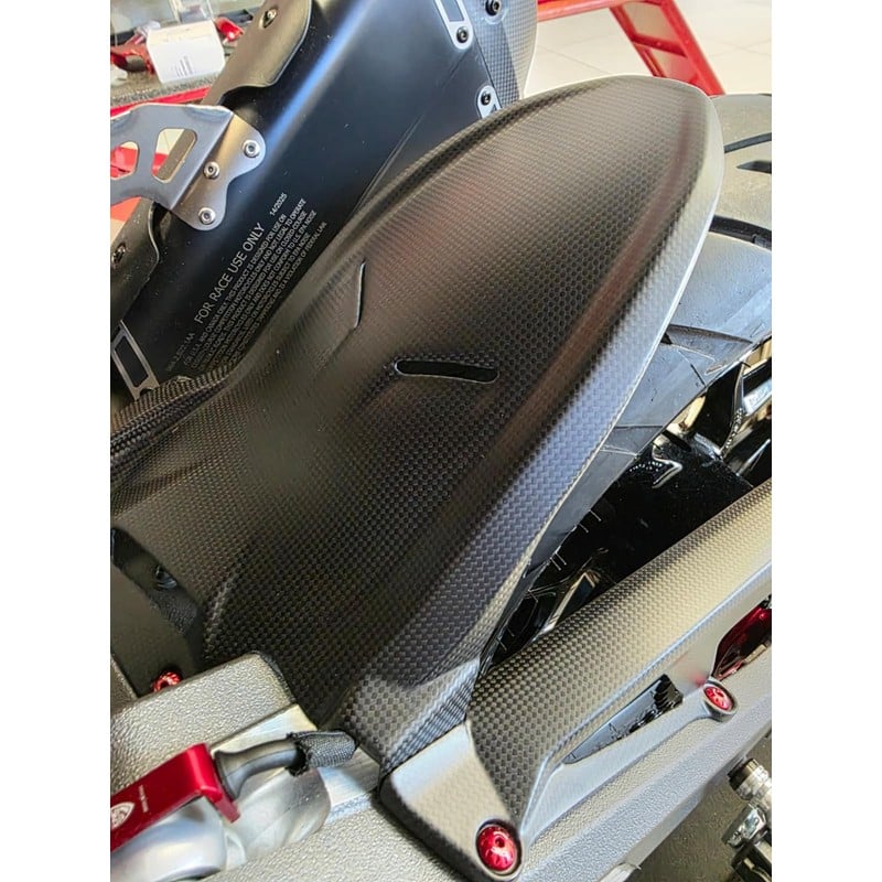 ZA388 Fuel tank cover in carbon for Ducati Multistrada V2 My2025 2025+ CNC Racing
