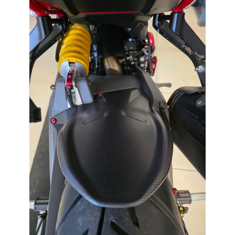 ZA388 Fuel tank cover in carbon for Ducati Multistrada V2 My2025 2025+ CNC Racing