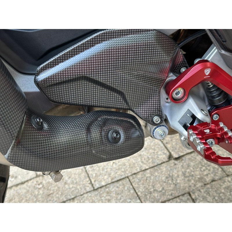 Paracalore collettori in carbonio per Ducati Multistrada V4 S 2025+ CNC Racing