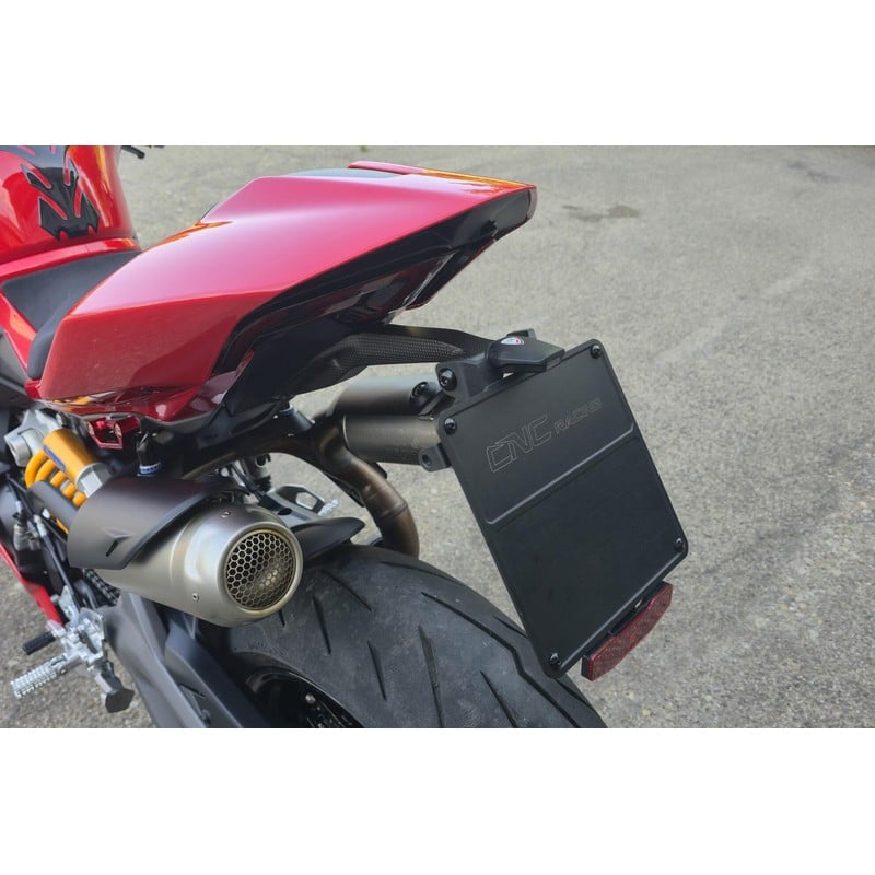 Porta targa in carbonio Panigale regolabile leggero e plug & play Ducati Streetfighter V4 S 2025+ CNC Racing