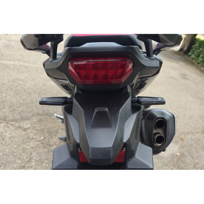 Frecce sequenziali a LED in alluminio "Wing" indicatori di direzione omologati Aprilia CNC Racing ID023