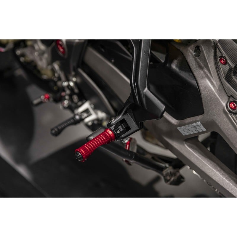 Kit poggiapiedi Sport Pilota Ducati CNC Racing PC107_01