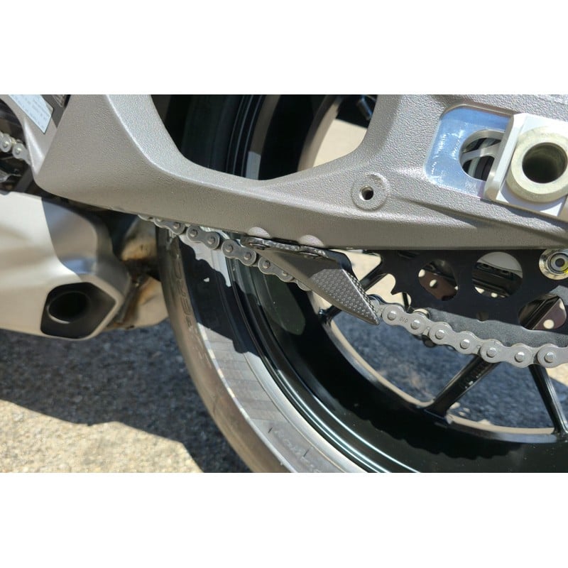 Paracatena inferiore Panigale carbonio Ducati Streetfighter V4 S 2025+ CNC Racing