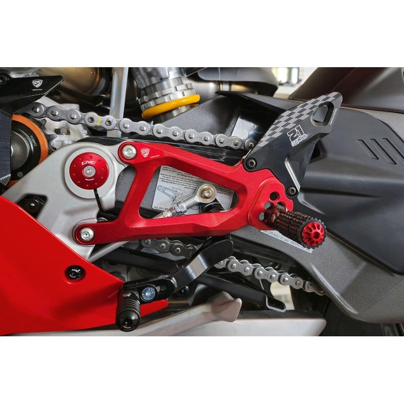 PE414_TB Adjustable rearsets Troy Bayliss Limited Edition Ducati Superbike Panigale V4 S 2025+ CNC R