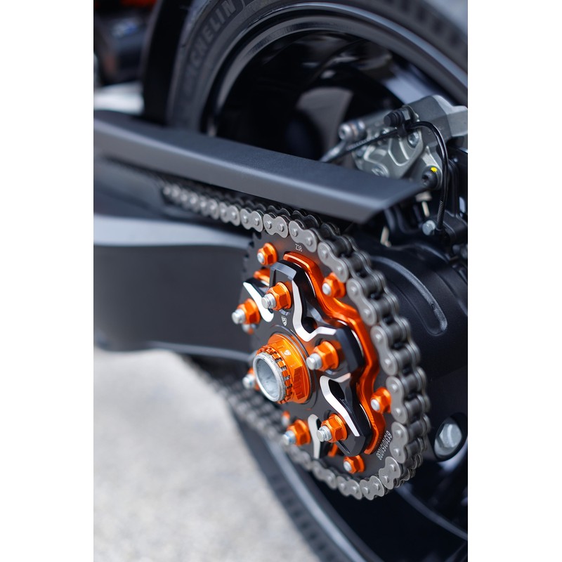 FC400 Cush drive hub flange Ktm Naked Bike 1290 Super Duke R 2023+ CNC Racing