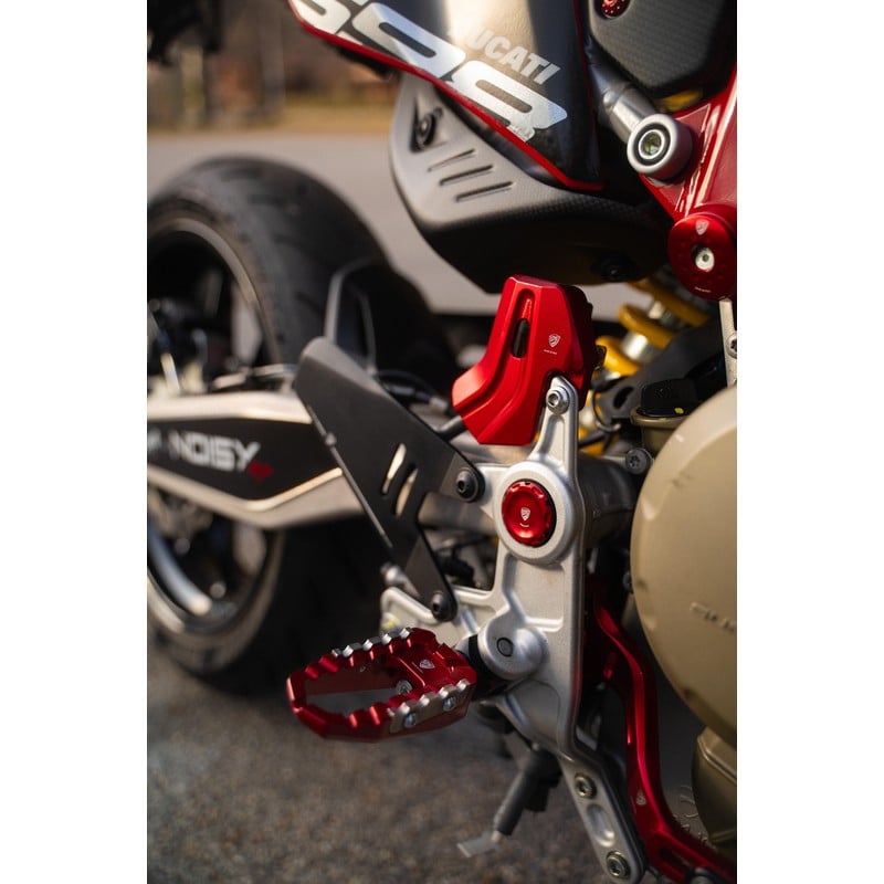 Supporto serbatoio fluido freno posteriore Ducati Hypermotard 698 Mono 2024+ CNC Racing