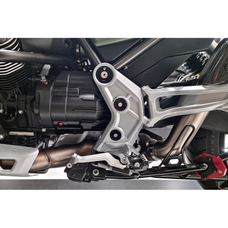 TT402 Tappi telaio Moto Guzzi V85 Tt E4 2019+ CNC Racing