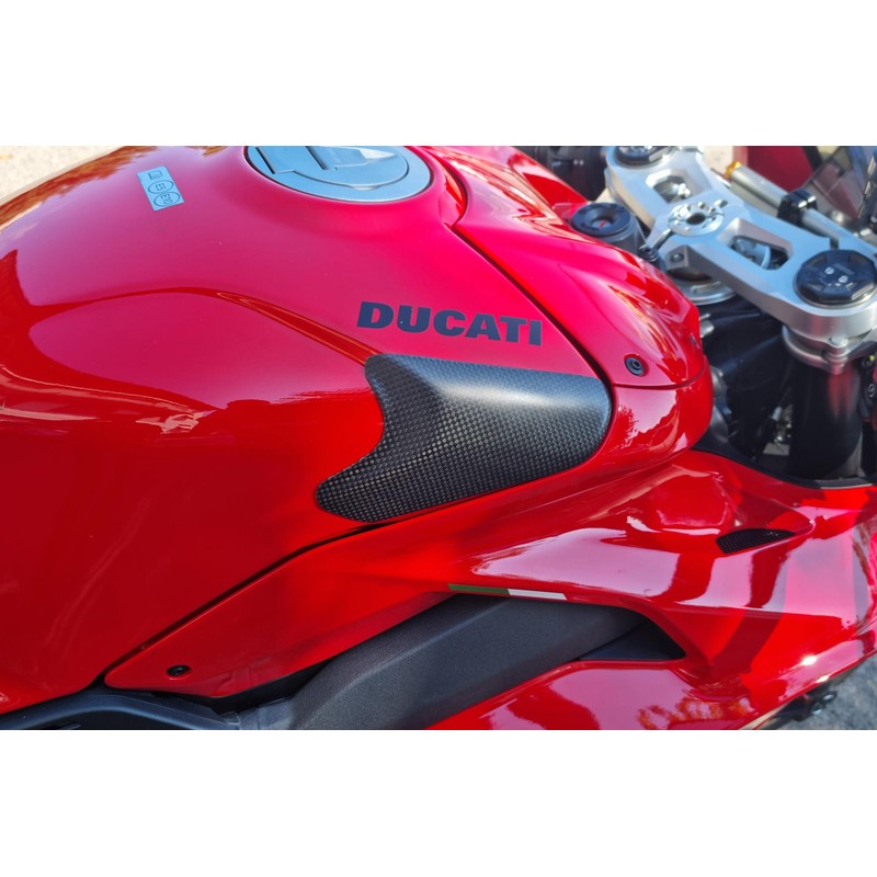 ZP113 Fuel tank slider Carbon Kevlar Ducati Superbike Panigale V4 R 2022+ CNC Racing