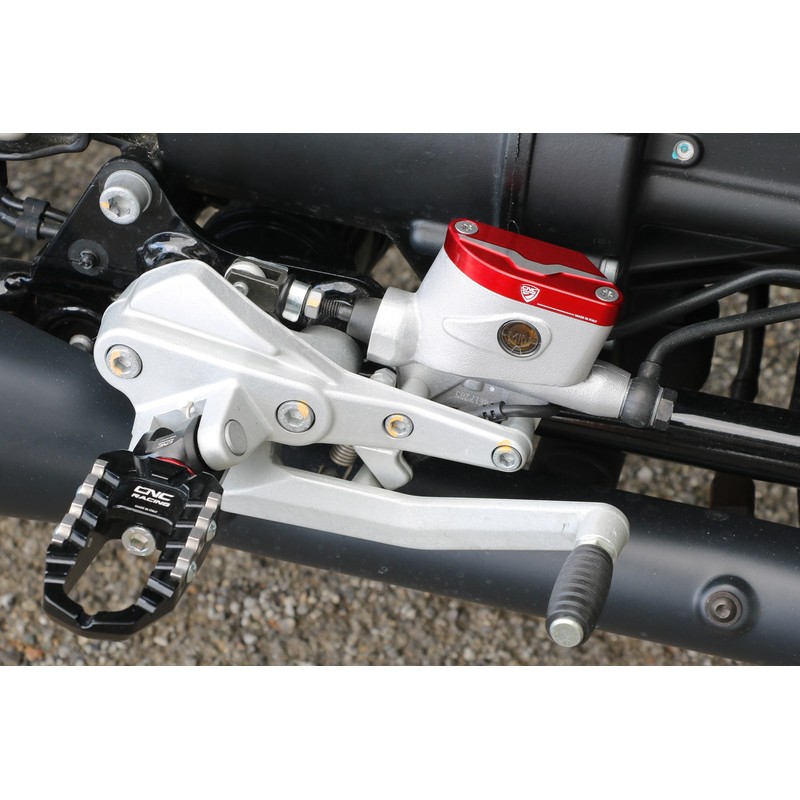 Tappo serbatoio fluido freno posteriore Moto Guzzi V7 Stone E4 2019+ CNC Racing