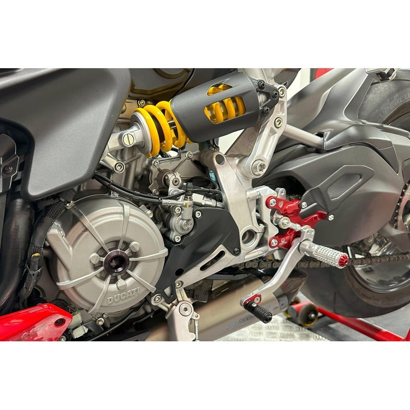 Pedane regolabili Pramac Racing Limited Edition Ducati Streetfighter V2 955 2022+ CNC Racing