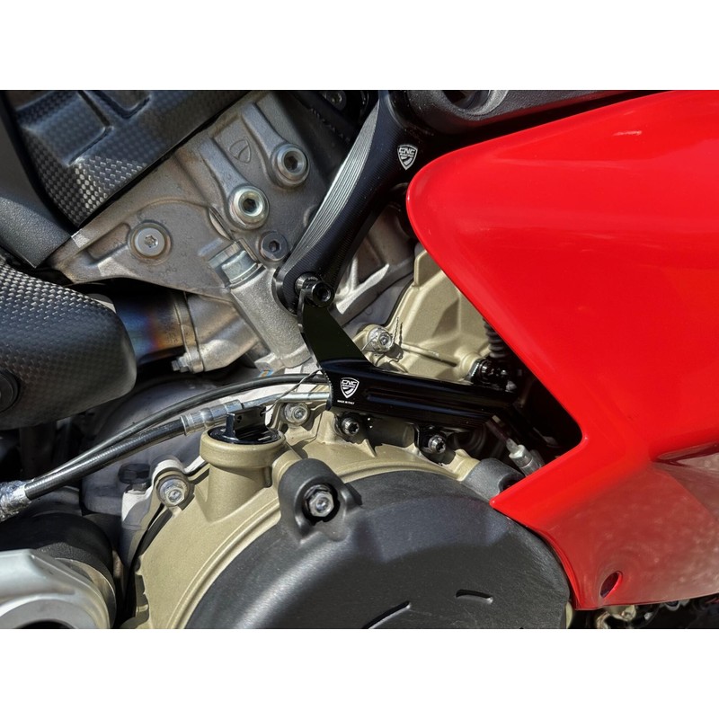IFC01 Brake lines cover with fluid tank bracket Ducati Superbike Panigale V4 S 2018+ CNC Racing