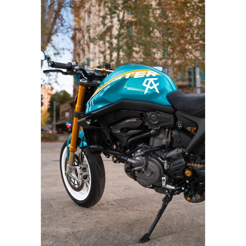 ZA344 Fuel tank lower cover kit Carbon Ducati Monster 937 2021+ CNC Racing