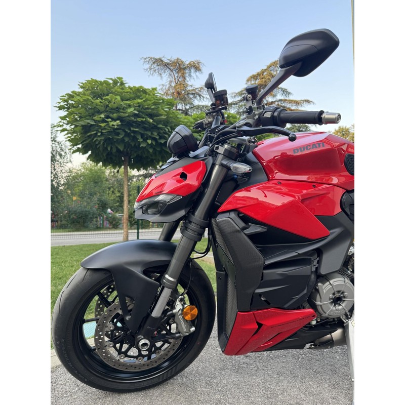 ZA208 Radiator side panels carbon Ducati Streetfighter V2 955 2022+ CNC Racing