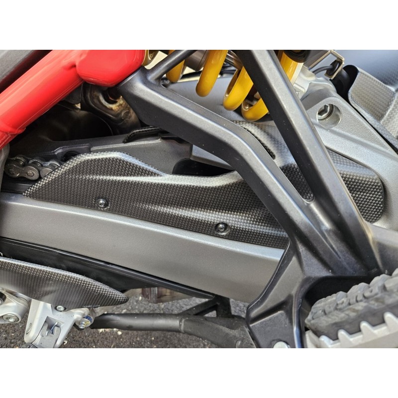ZA357 Front chain guard Carbon Ducati Multistrada V4 S 2021+ CNC Racing