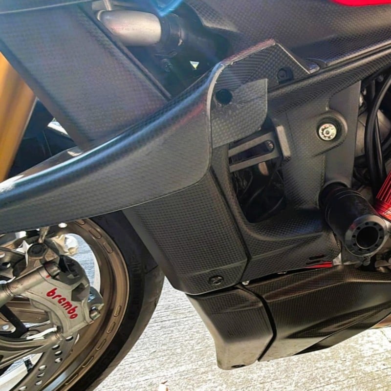 ZA314 Belly pan carbon Ducati Streetfighter V4 S 2020+ CNC Racing