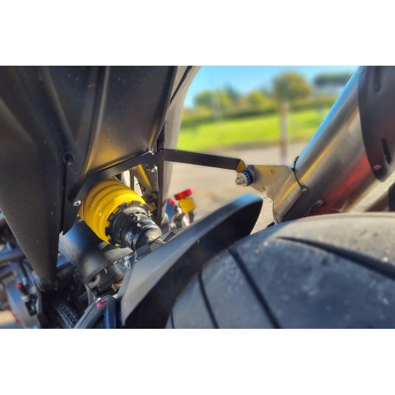 Pedane regolabili pilota Ducati Monster 937 2021+ CNC Racing
