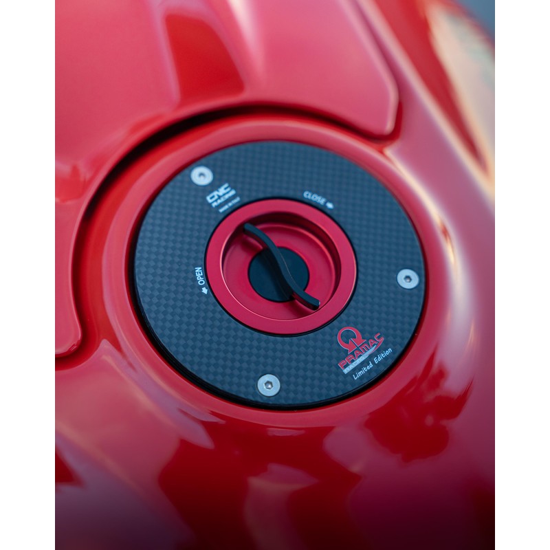 TSU02_BIC_MV_AGUSTA Fuel tank cap Fast Open plug bicolor version Mv Agusta CNC Racing TSU02_BIC