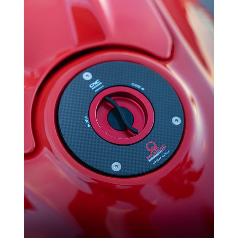 TSB21_PR_DUCATI Fuel tank cap with flange carbon fiber Pramac Racing Limited Edition version Ducati