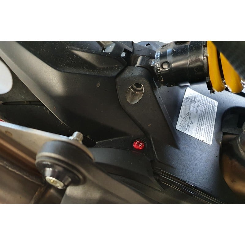 KV473_02 Screw kit rear mudguard Ducati Monster 937 2021+ CNC Racing