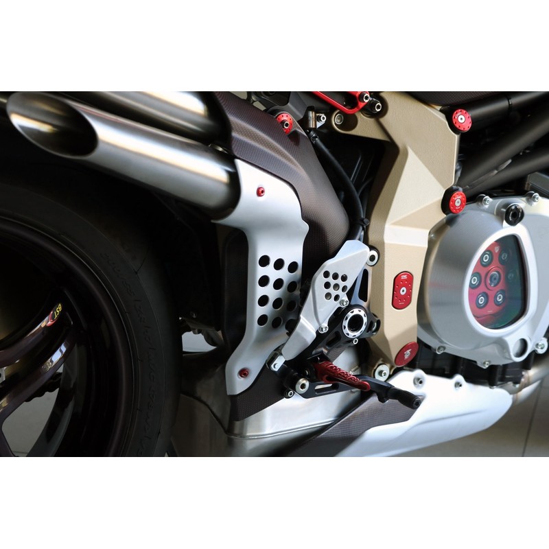 Kit viti paracalore scarico Mv Agusta Brutale 1000 Nurburgring 2021+ CNC Racing