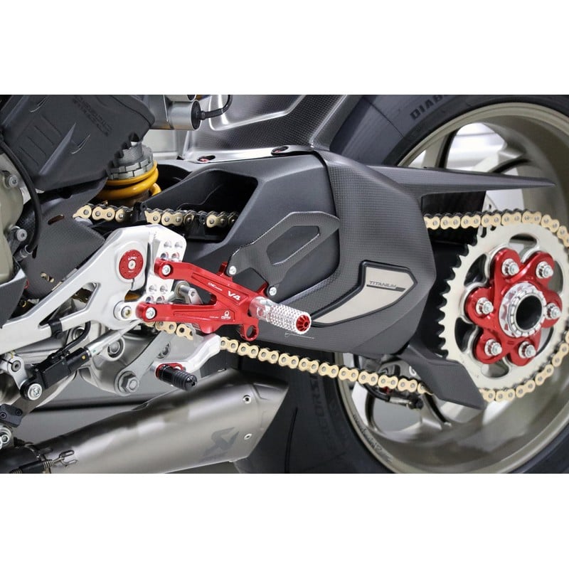 Pedane regolabili Carbon Pramac Racing Limited Edition Ducati Streetfighter V4 S 2020+ CNC Racing