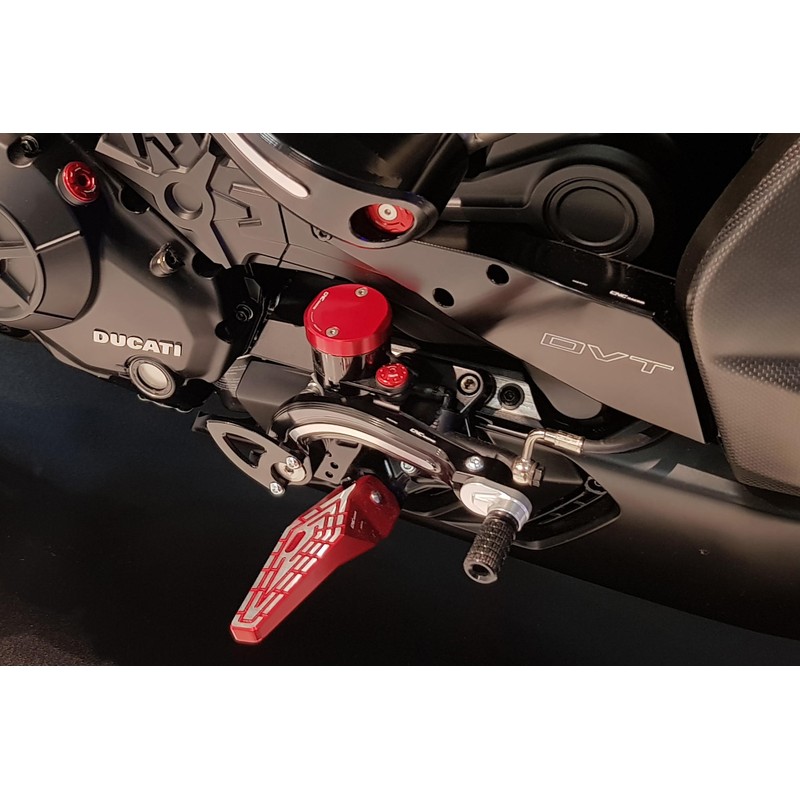 KV328_02 Screw rear brake fluid tank Ducati Diavel V4 RS 2026+ CNC Racing