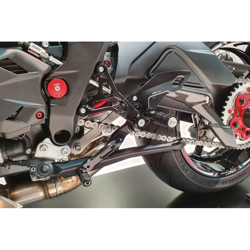 Pedane regolabili Mv Agusta Dragster 800 RC E4 2017+ CNC Racing