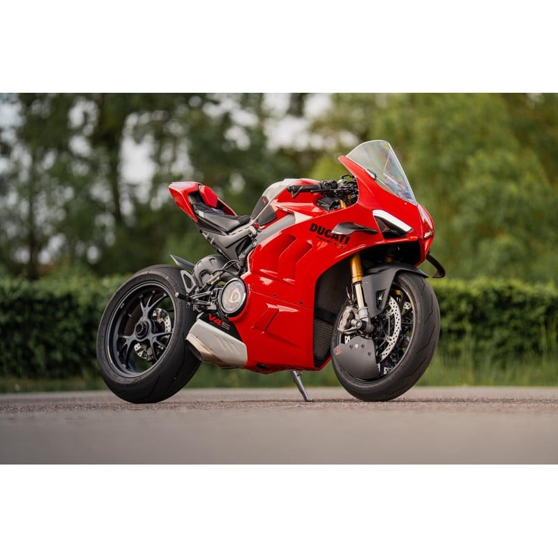 Pedane regolabili per serie Carbon Ducati Superbike Panigale V4 R 2019+ CNC Racing