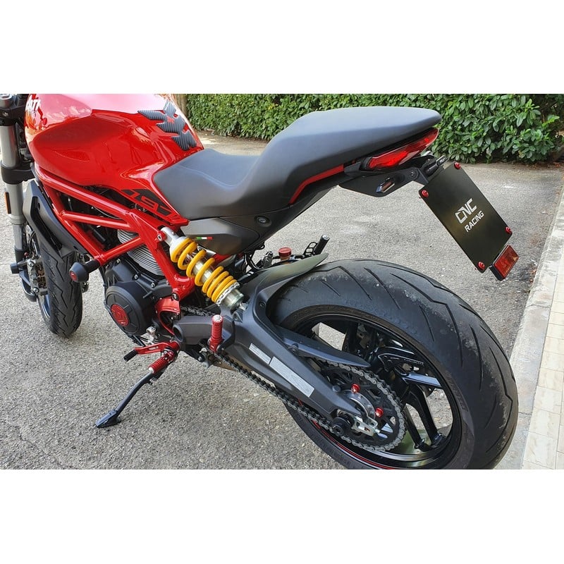 Porta targa regolabile Supersport Ducati Monster 1200 S 2017+ CNC Racing