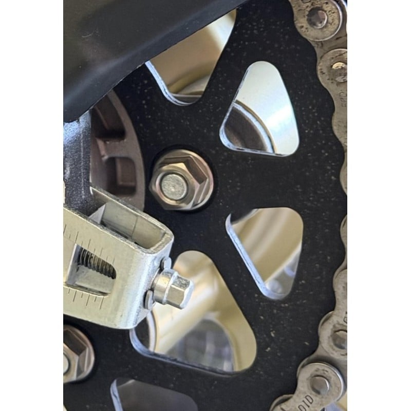 Dadi corona M10x1.25 Titanio Aprilia Rsv4 Racing Factory 2015+ CNC Racing