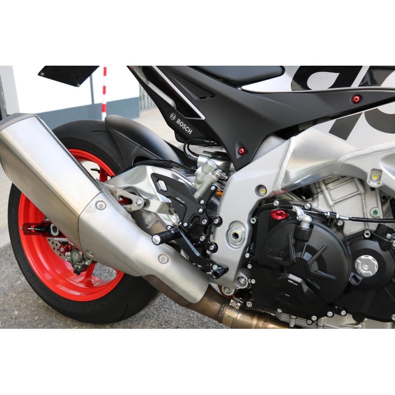 Pedane regolabili Tuono Aprilia Rsv4 Racing Factory 2017+ CNC Racing