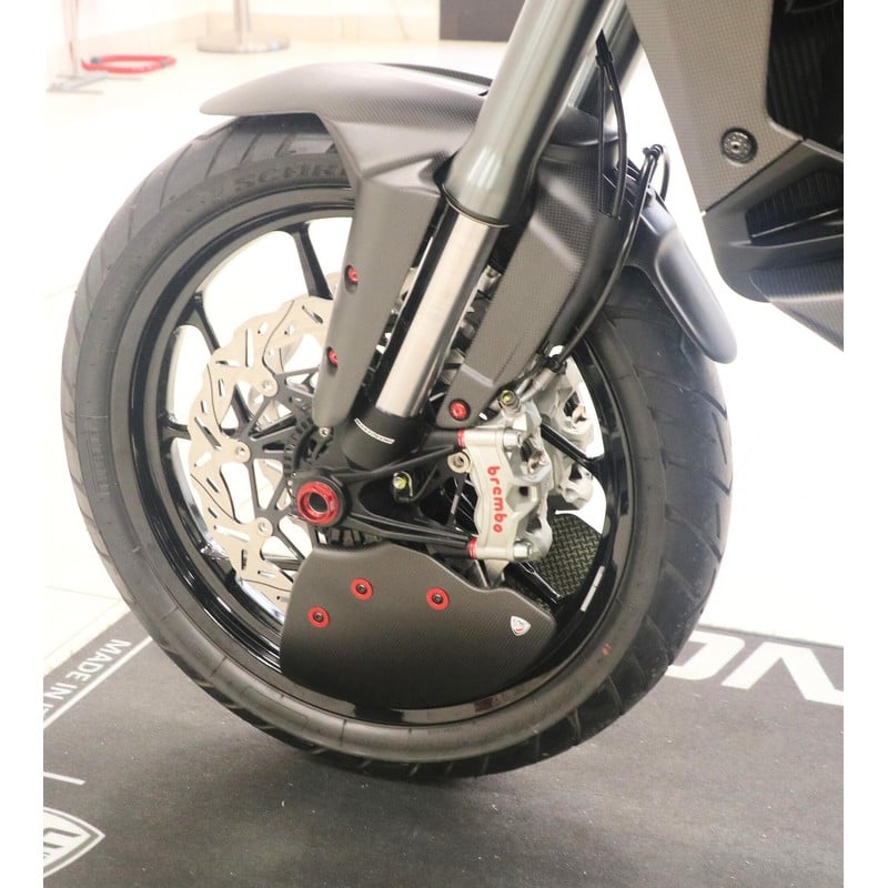 GP Ducts EVO Raffreddamento Freni in Carbonio Lucido Ducati Multistrada V4 Rally 2025+ CNC Racing