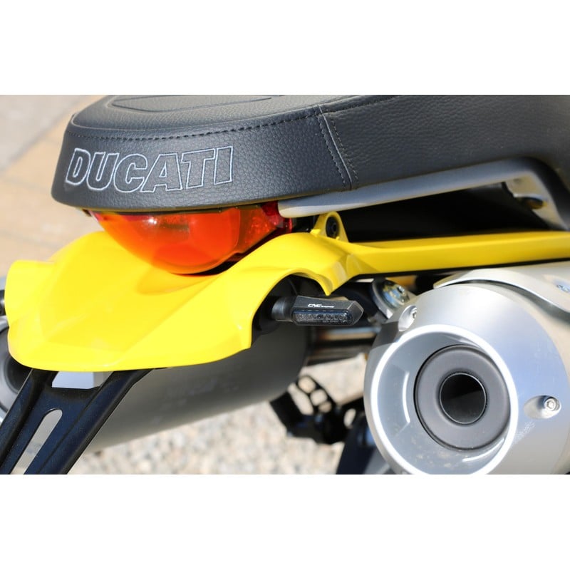 ID019_DUCATI Frecce led Task posteriori + luce posizione e stop Ducati CNC Racing ID019