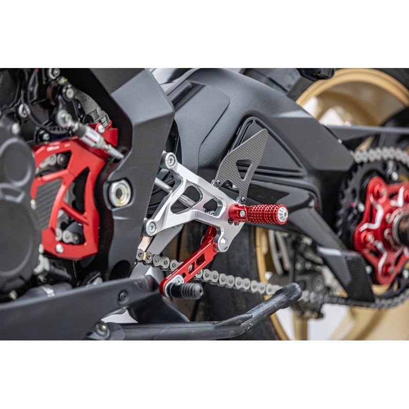 Pedane regolabili limited edition Mv Agusta Brutale 3 675 2012+ CNC Racing