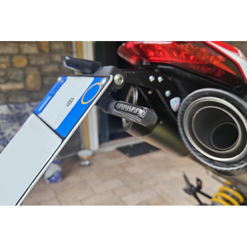 ID017_APRILIA Turn indicator FAST Led Aprilia CNC Racing ID017