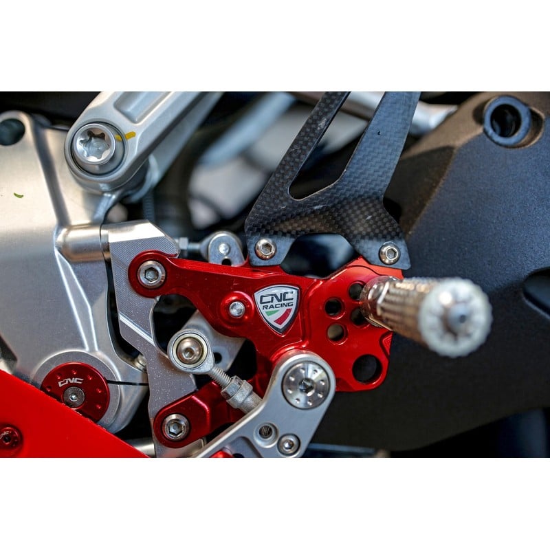 Pedane regolabili RPS SBK serie Team Pramac MotoGP Limited Edition Ducati Superbike 1199 Panigale R 2013+ CNC Racing