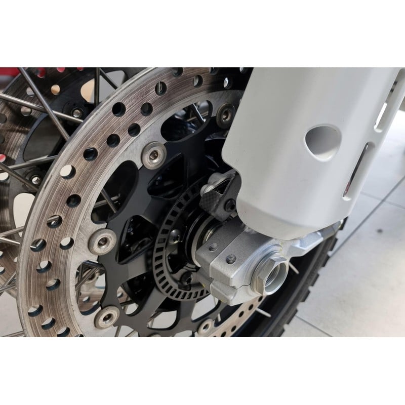 ZA841_DUCATI ABS sensor protection carbon Ducati CNC Racing ZA841