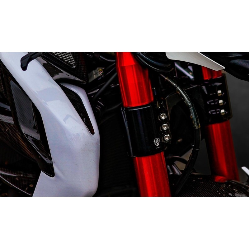 PSB06 Triple clamps Bottom Yoke for Mv Agusta Brutale 3 675 2012+ CNC Racing