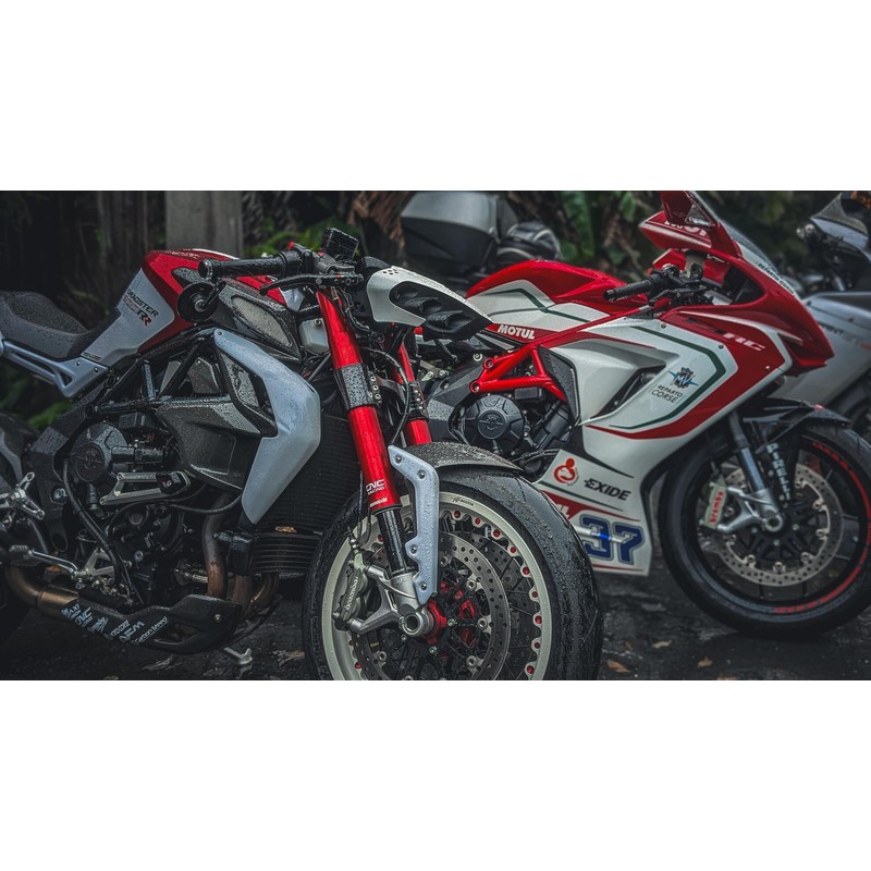 PSB06 Piastre di sterzo Inferiore per Mv Agusta Brutale 3 675 2012+ CNC Racing