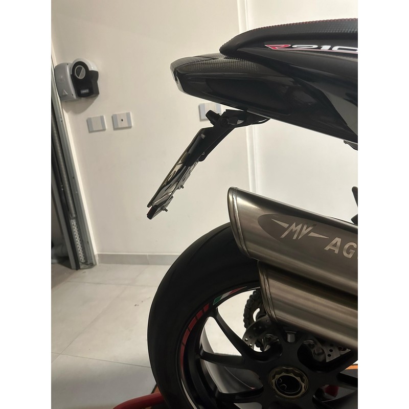 PT123 Porta targa regolabile Mv Agusta Brutale 4 1078 RR 2007+ CNC Racing