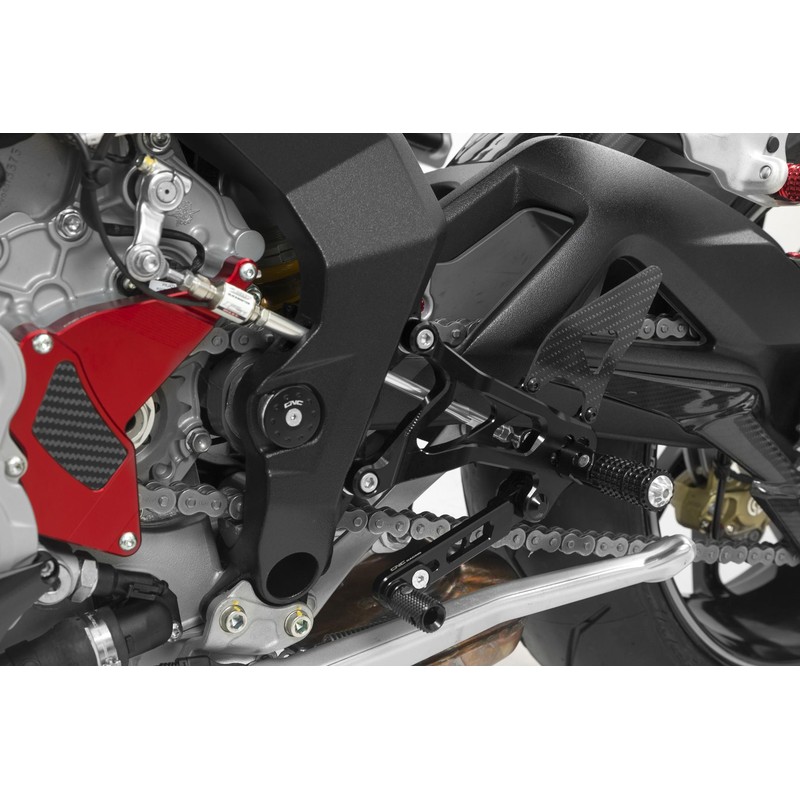 PE226 Adjustable rear sets Mv Agusta Brutale 3 675 2012+ CNC Racing