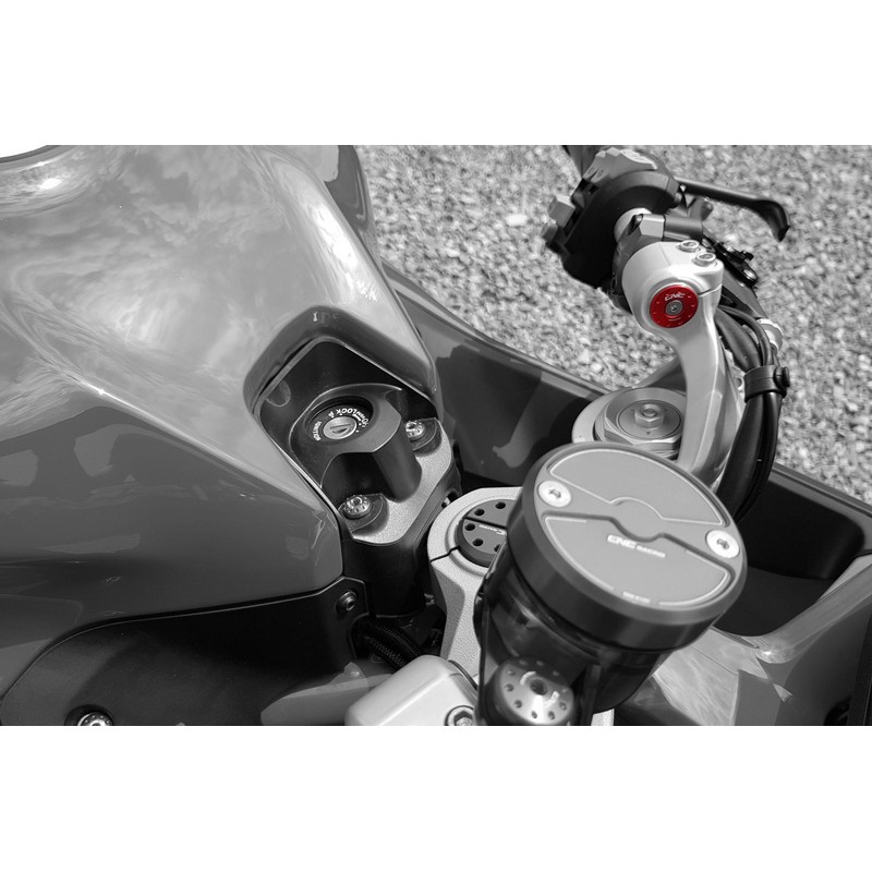 TT323_DUCATI Caps handlebar tube Ducati CNC Racing TT323