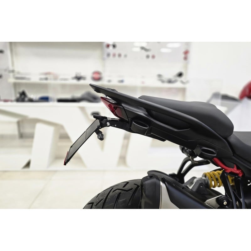 Portatarga regolabile per Ducati Multistrada V2 S My2025 2025+ CNC Racing
