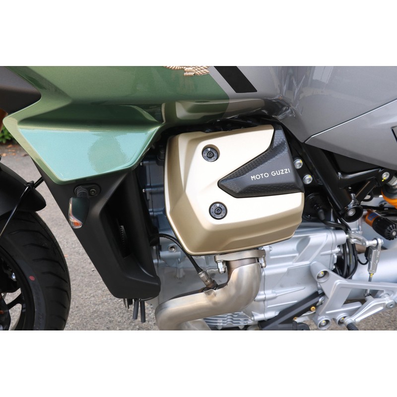 KV907 Borchie viti testa cilindro Moto Guzzi V85 Tt E4 2019+ CNC Racing