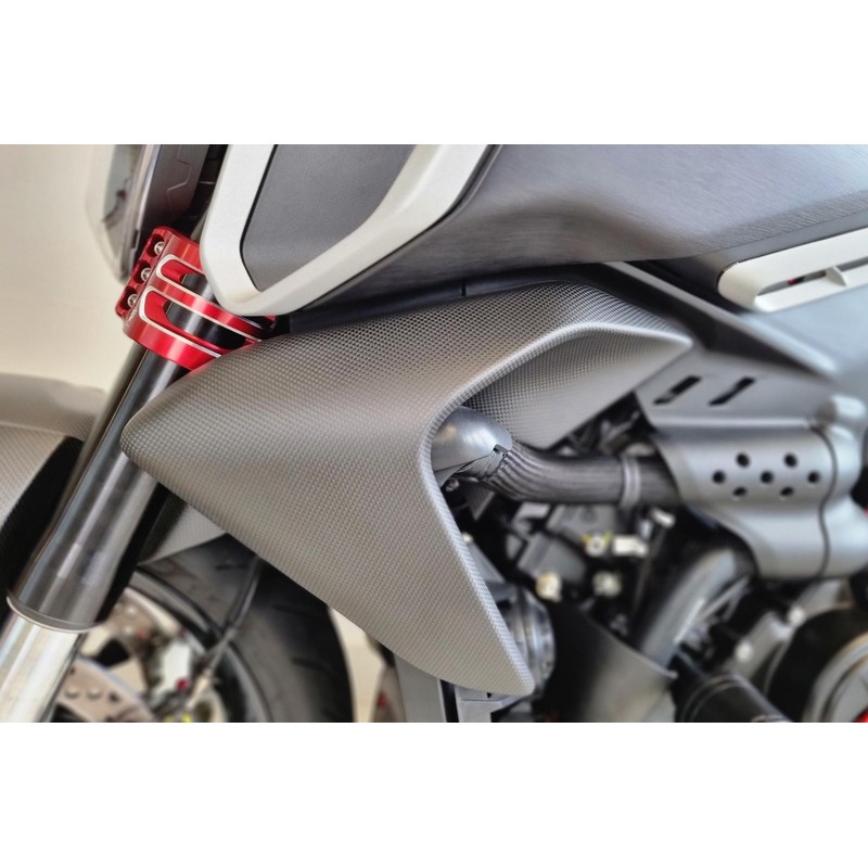 ZA252 Cover laterali radiatore carbonio Ducati Diavel V4 2023+ CNC Racing