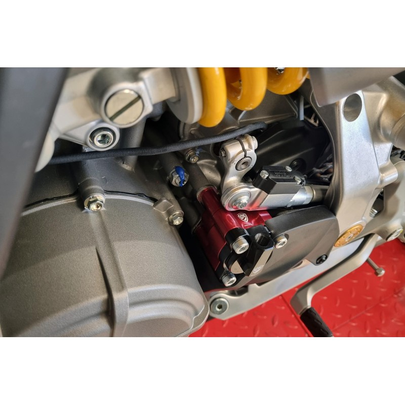 AFA04 Clutch slave cylinder mounting plate Ducati Superbike 955 Panigale V2 2020+ CNC Racing